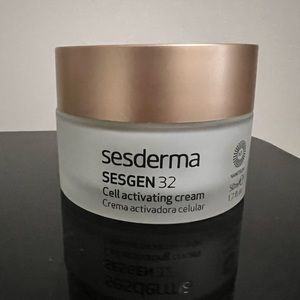 Sesderma cell activating cream.
